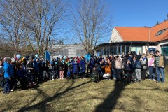 Niebieski-korowod-serc-03