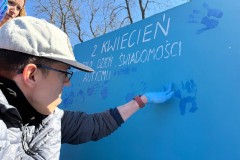 Niebieski-korowod-serc-26