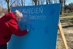 Niebieski-korowod-serc-42