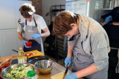 Powiedzenie-mowi-przez-zoladek-do-serca-07