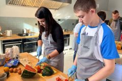 Powiedzenie-mowi-przez-zoladek-do-serca-09