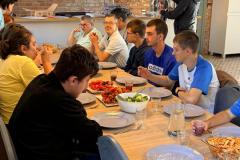 Powiedzenie-mowi-przez-zoladek-do-serca-38