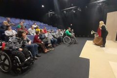 Wizyta-w-teatrze-1-9